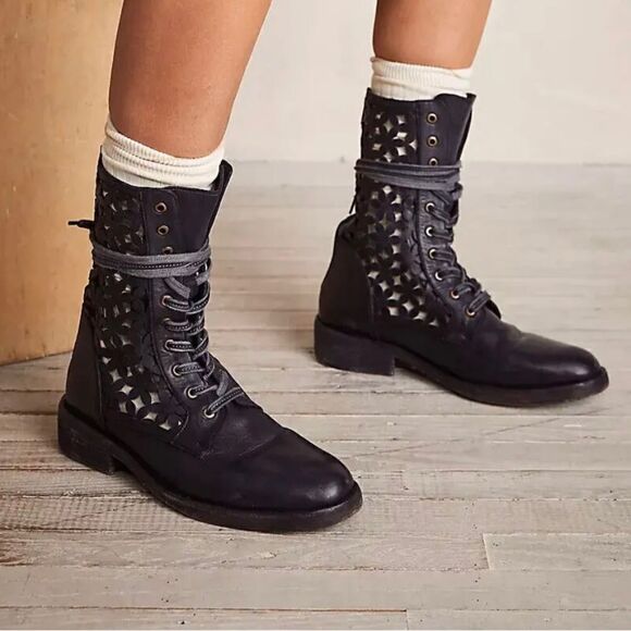 New Free People Black Leather Flower Cut Outs Power Lace-Up Zip Back Boo… - Picture 2 of 10